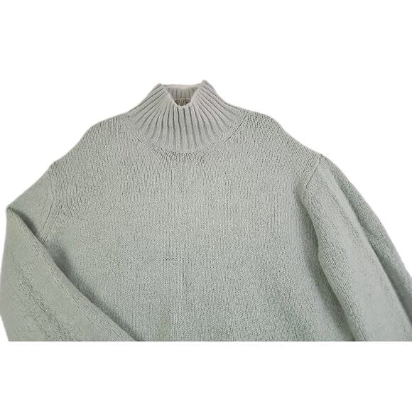 H & M ~Woman Size L~ Light Green Wool/Alpaca Blend Crop Boxy Sweater. - Picture 14 of 16